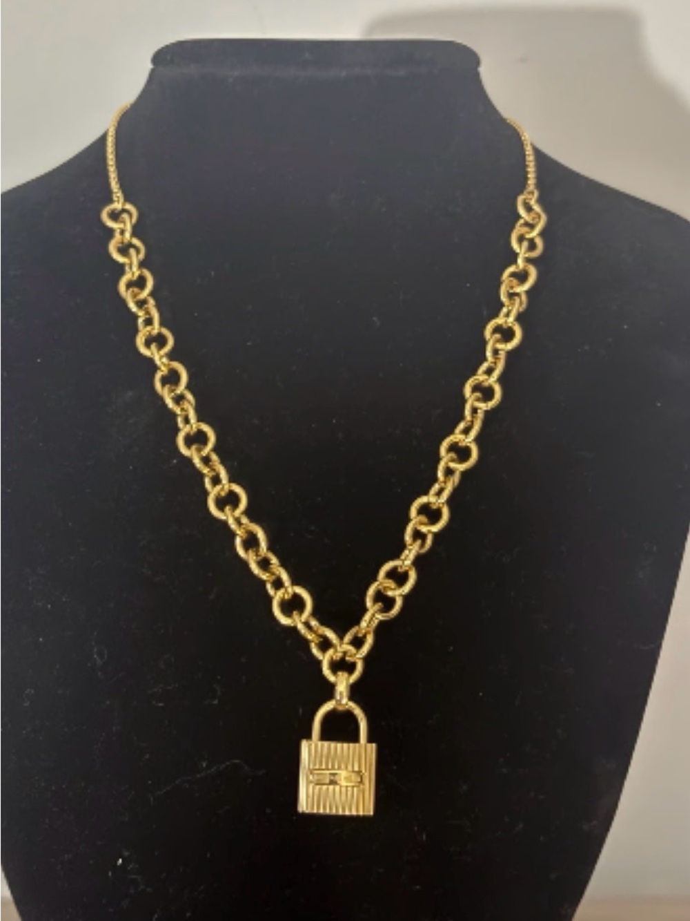 Michael Kors logo Gold Padlock Link Necklace - 16.5”